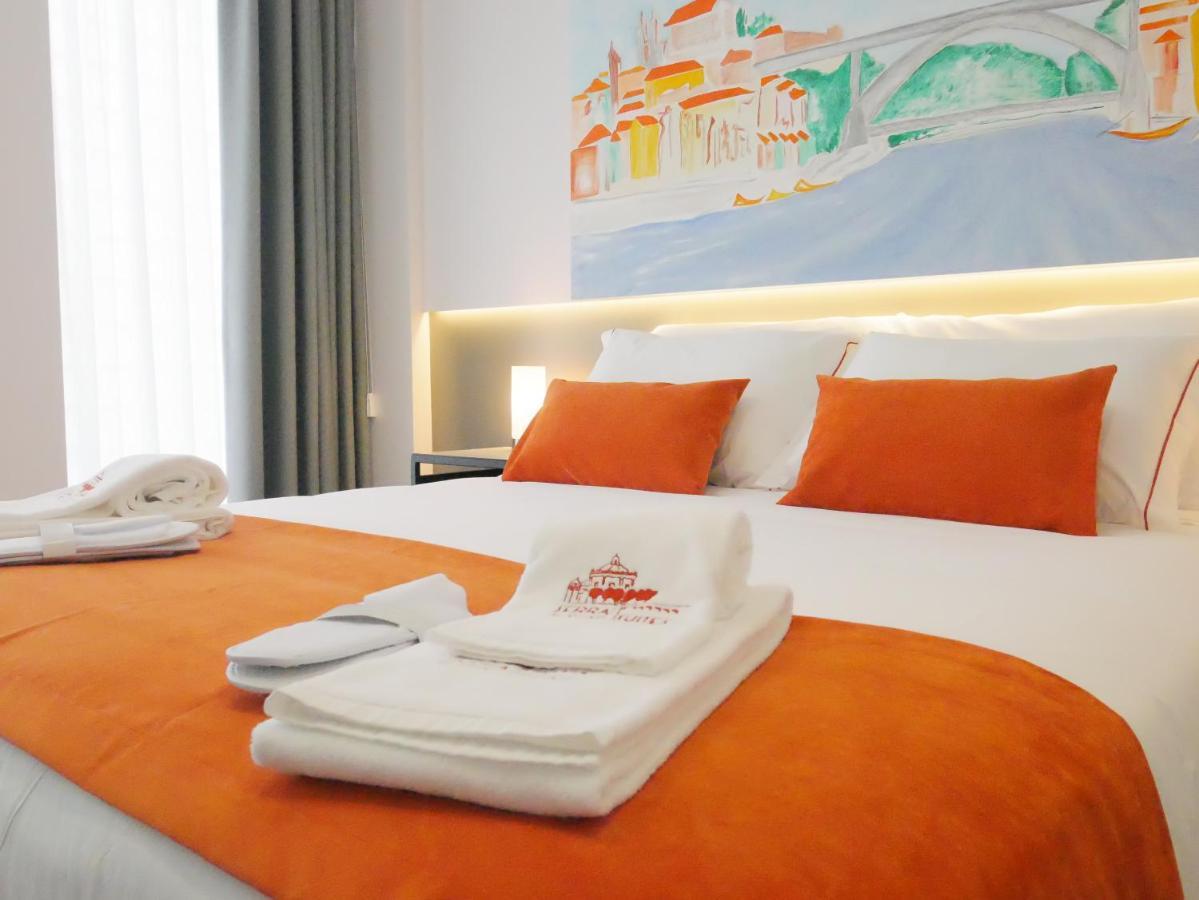 Serra Do Pilar Porto Suites บีลาโนวาเดกายา ภายนอก รูปภาพ