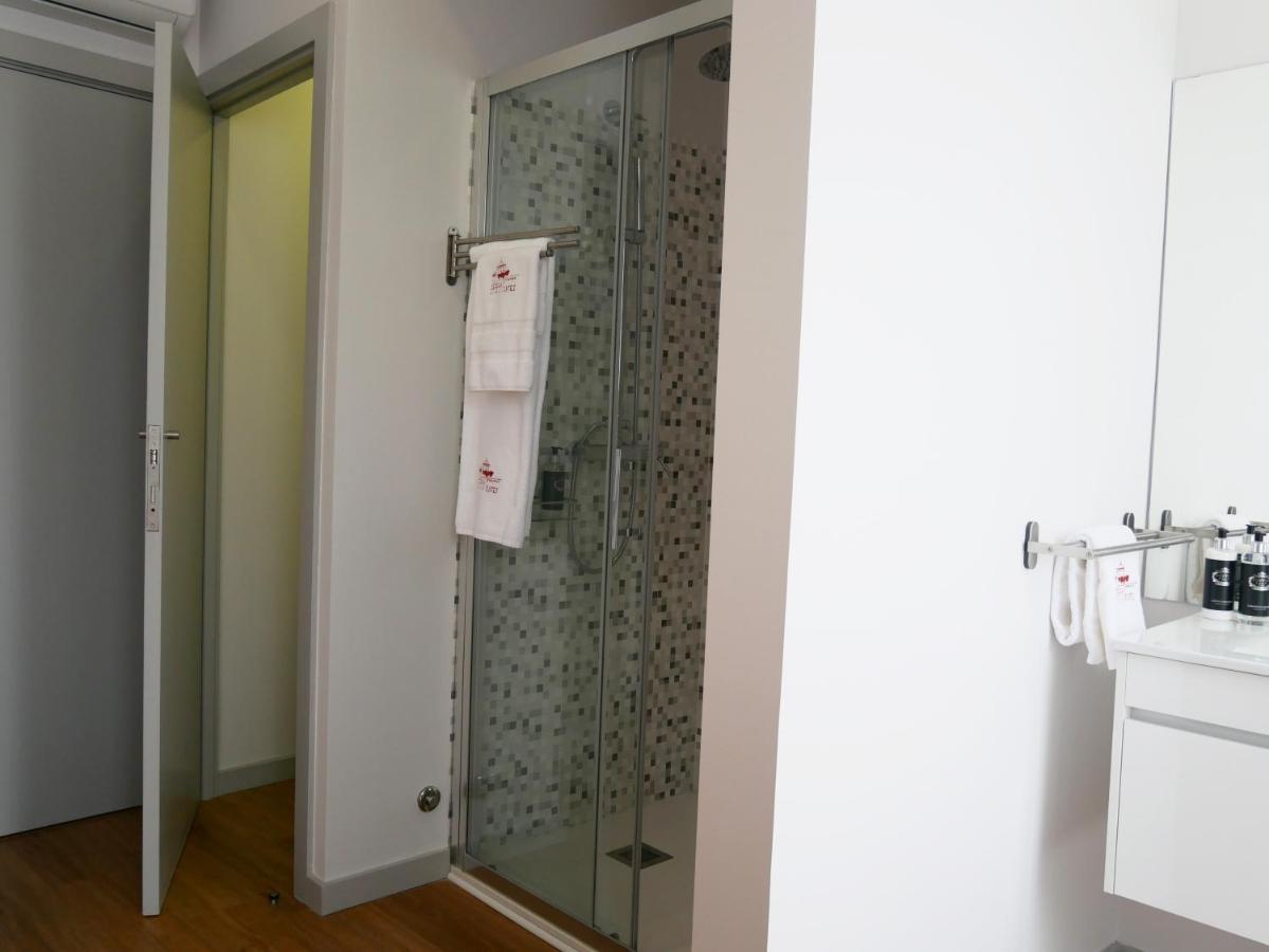 Serra Do Pilar Porto Suites บีลาโนวาเดกายา ภายนอก รูปภาพ
