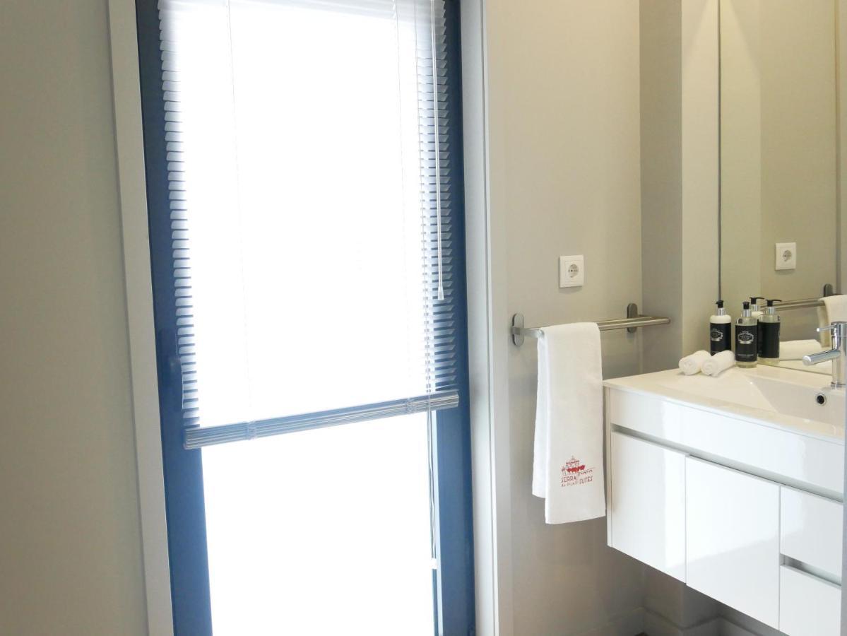 Serra Do Pilar Porto Suites บีลาโนวาเดกายา ภายนอก รูปภาพ