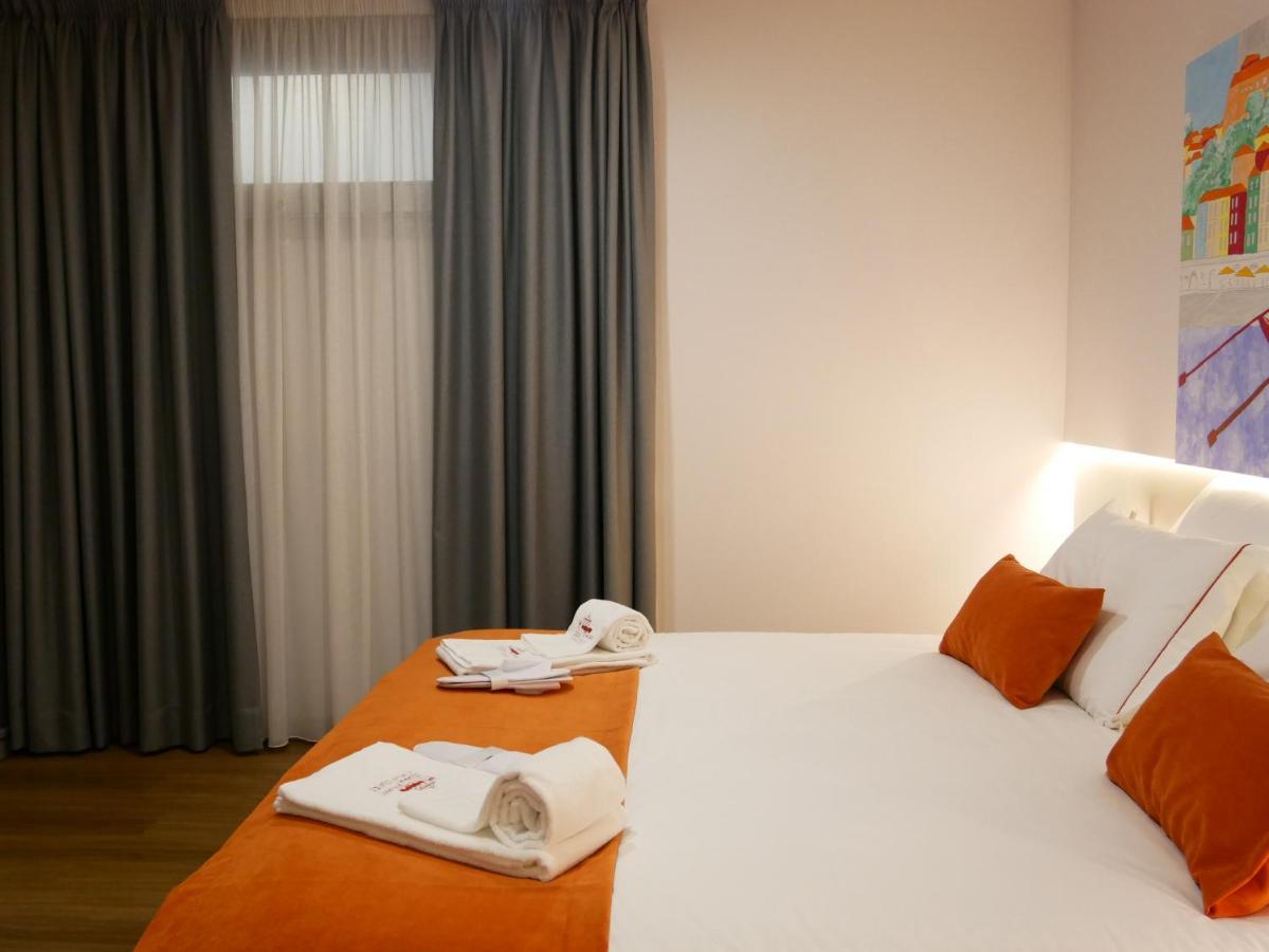 Serra Do Pilar Porto Suites บีลาโนวาเดกายา ภายนอก รูปภาพ
