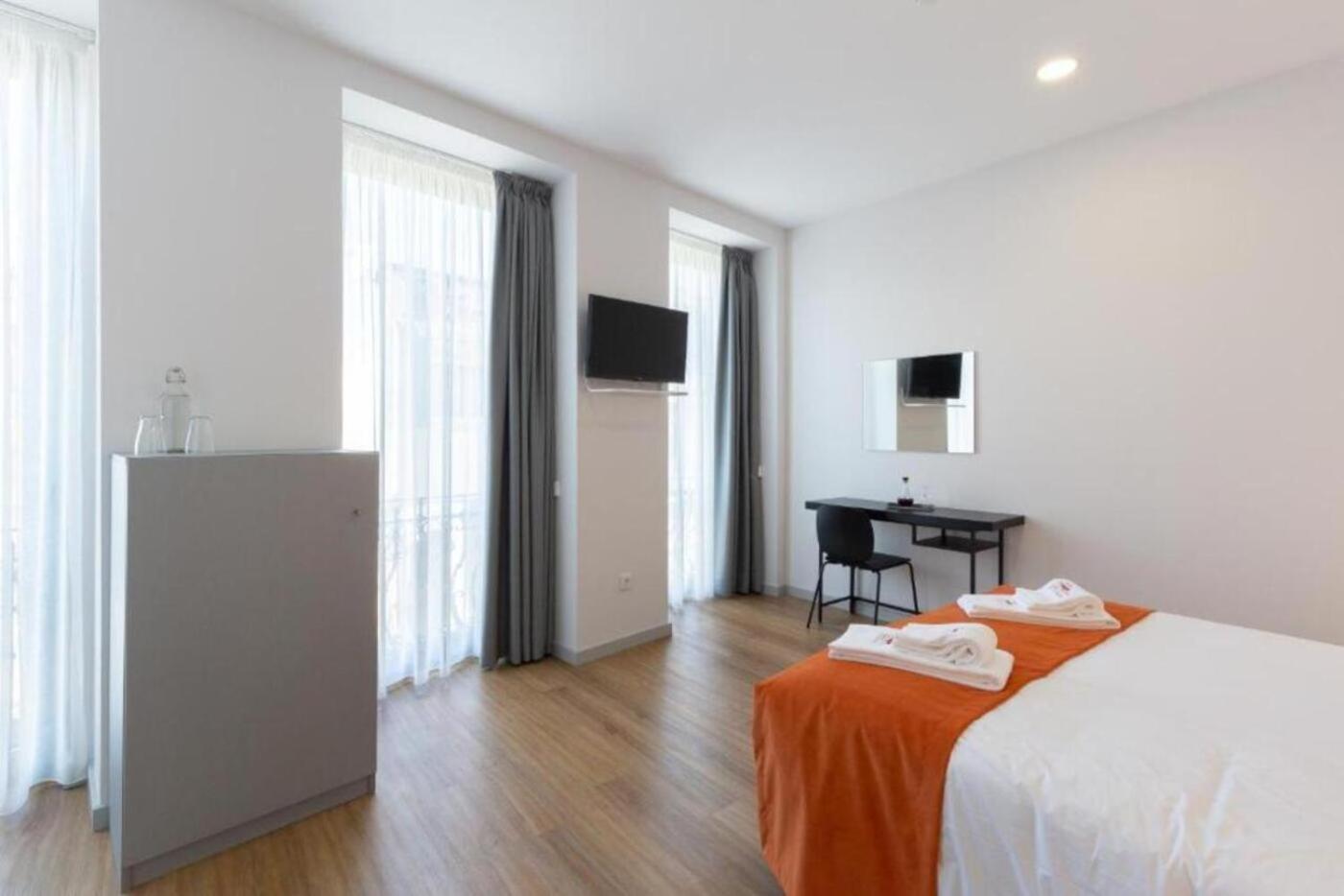 Serra Do Pilar Porto Suites บีลาโนวาเดกายา ภายนอก รูปภาพ